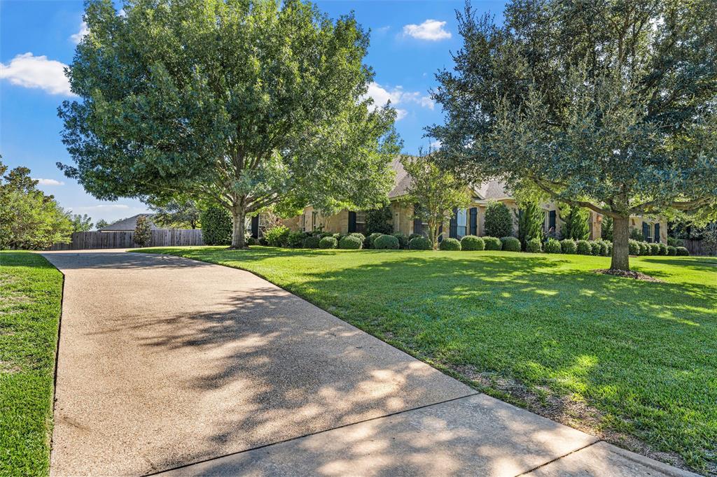7020 Flagstone Circle, McGregor, TX 76657