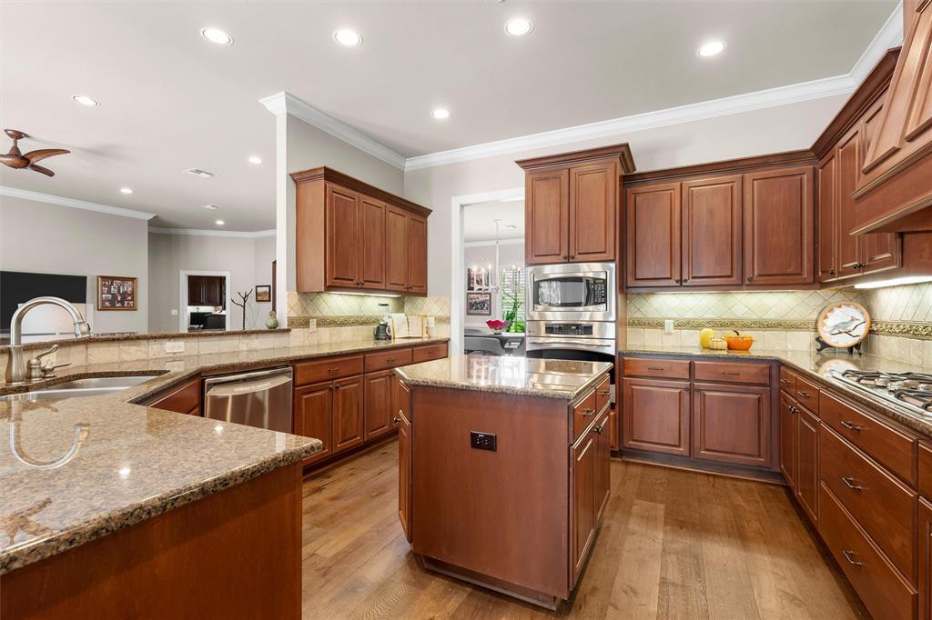7020 Flagstone Circle, McGregor, TX 76657