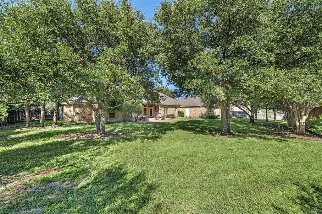 7020 Flagstone Circle, McGregor, TX 76657