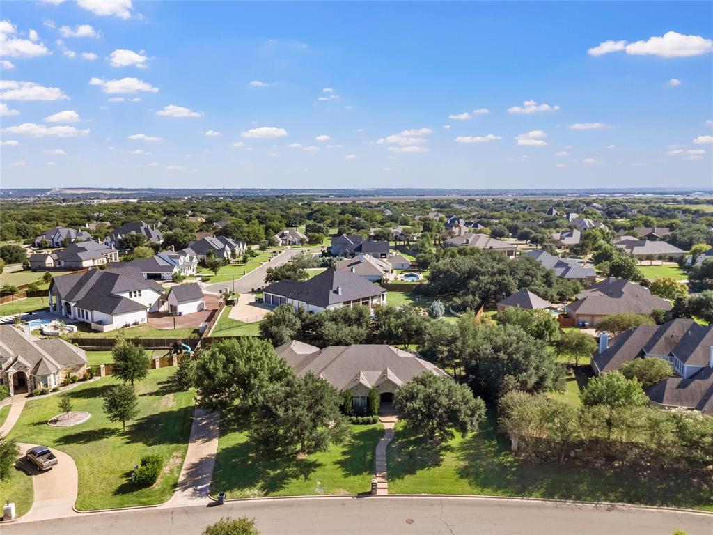 7020 Flagstone Circle, McGregor, TX 76657