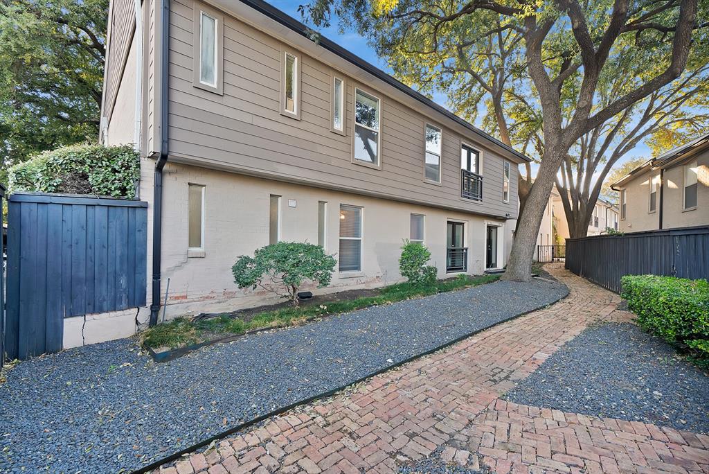 7738 Meadow Road, #109, Dallas, TX 75230