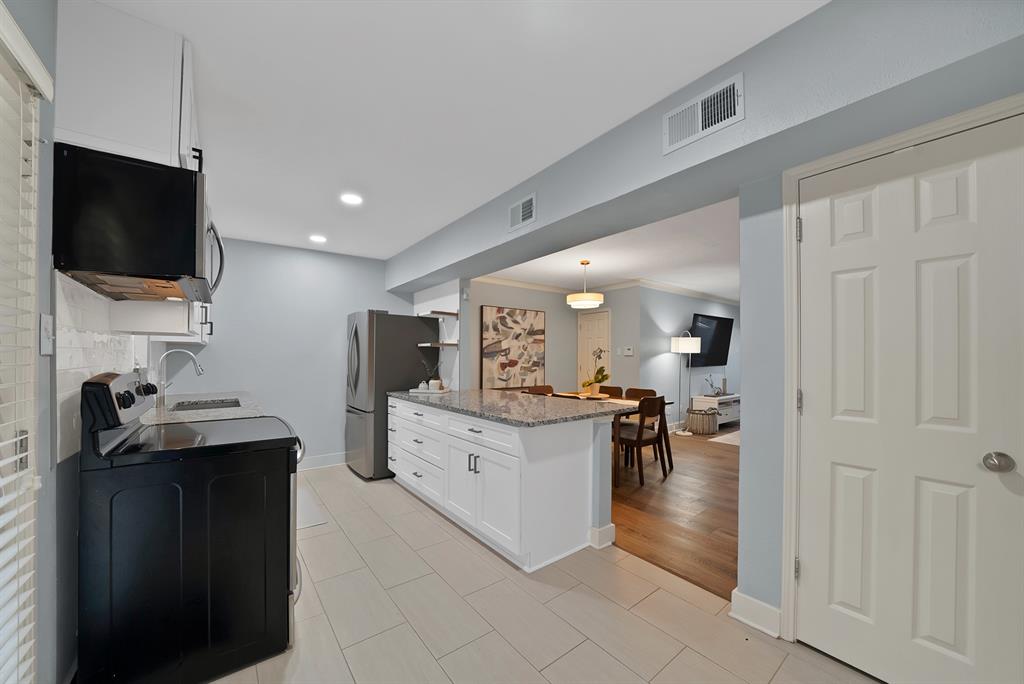 7738 Meadow Road, #109, Dallas, TX 75230