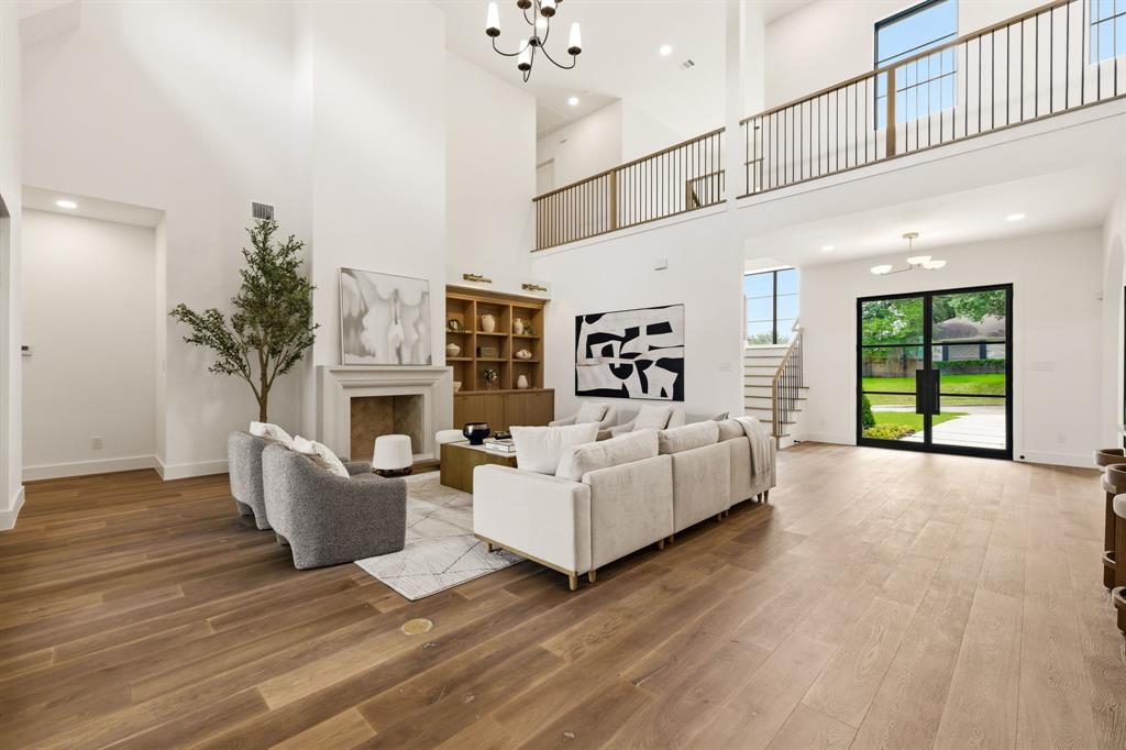 7153 Cornelia Lane, Dallas, TX 75214 7153 Cornelia Lane, Dallas, TX 75214