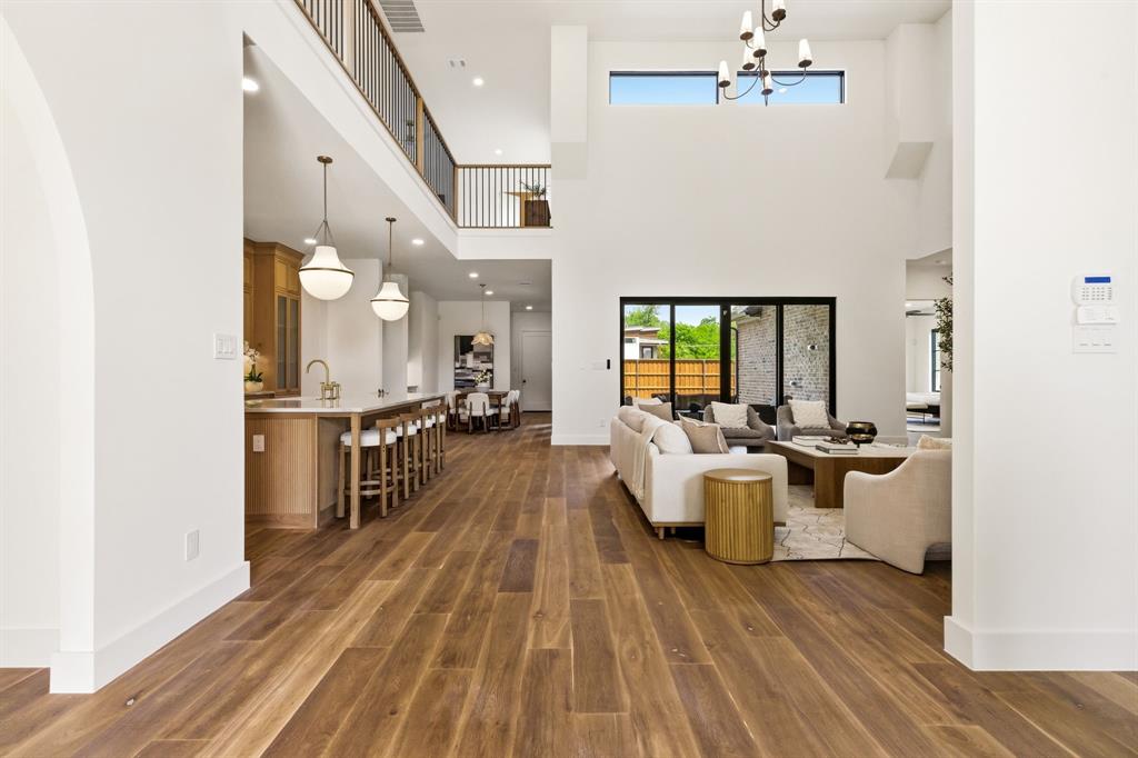 7153 Cornelia Lane, Dallas, TX 75214 7153 Cornelia Lane, Dallas, TX 75214