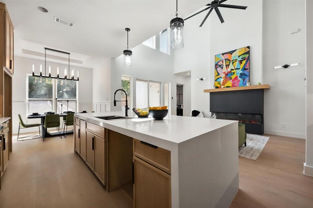 1506 Doyle, Dallas, TX 75203