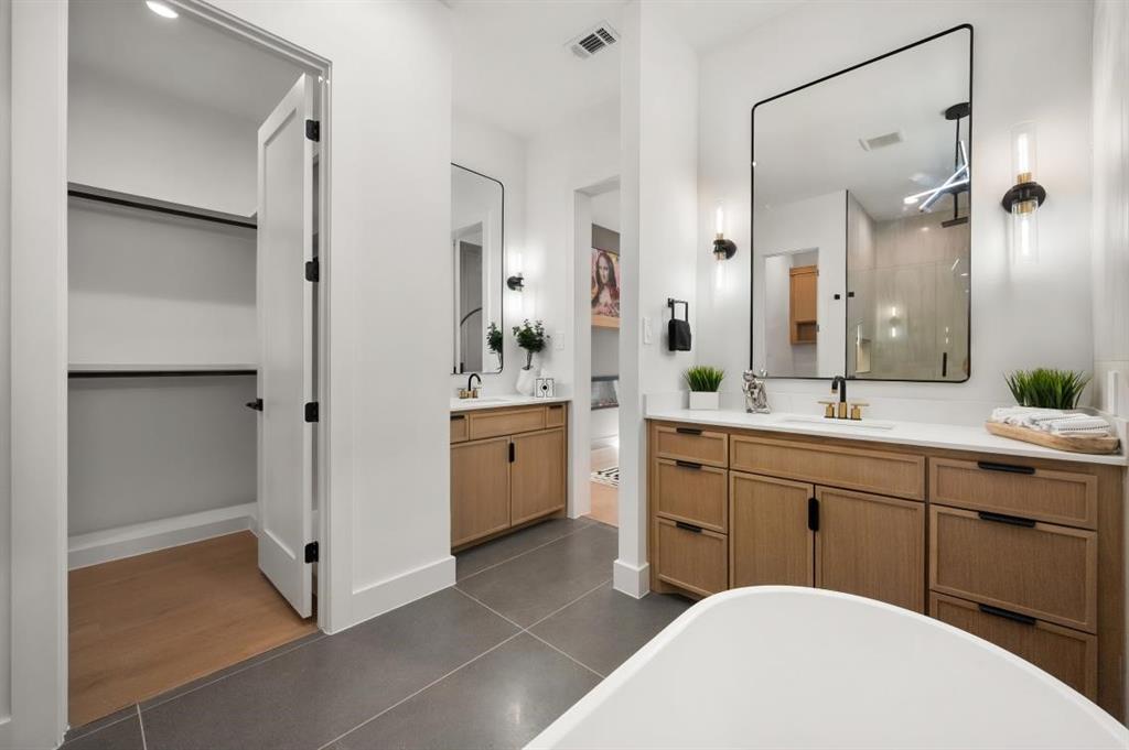 1506 Doyle, Dallas, TX 75203