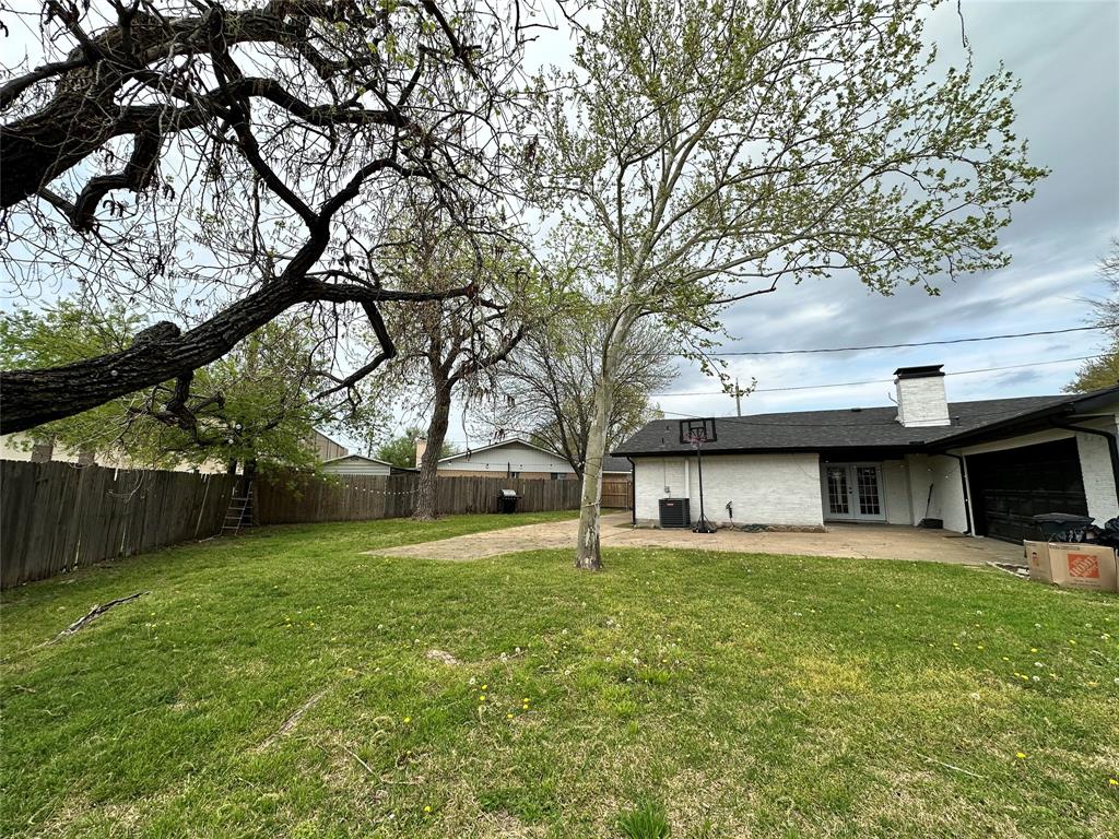 1412 Weathered Street, Irving, TX 75062