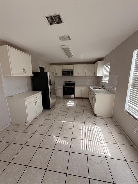 1244 Regal Drive, Garland, TX 75040 1244 Regal Drive, Garland, TX 75040
