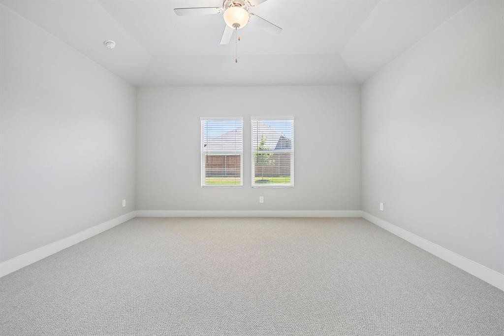 Photo is not of the actual home, but is an inspirational photo of builder’s model home and may depict options, furnishings, and/or decorator features that are not included.