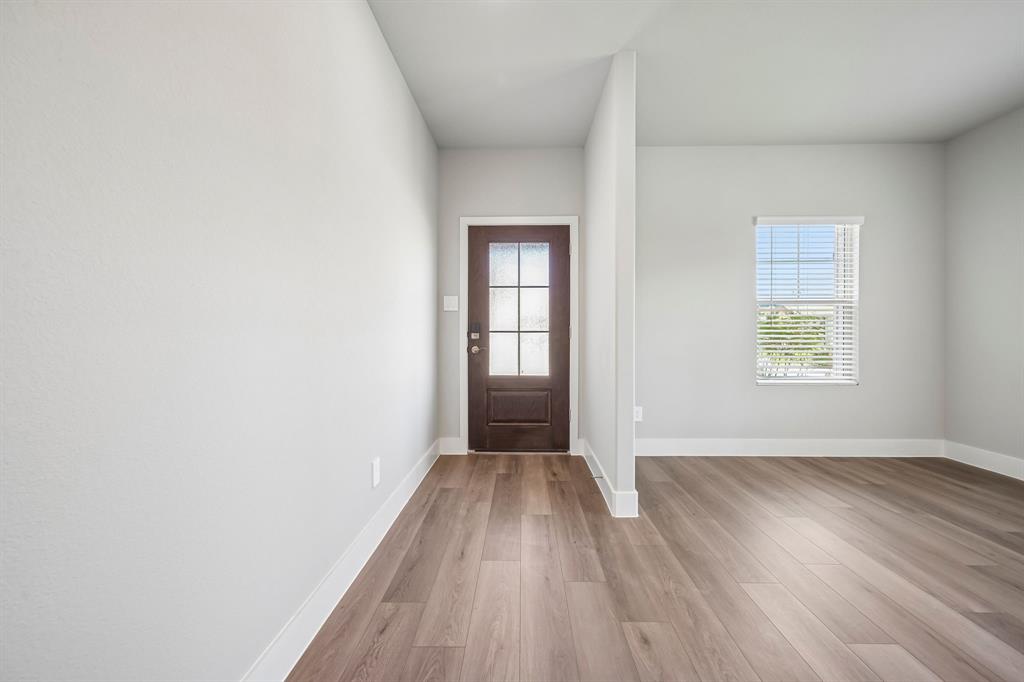 Photo is not of the actual home, but is an inspirational photo of builder’s model home and may depict options, furnishings, and/or decorator features that are not included.