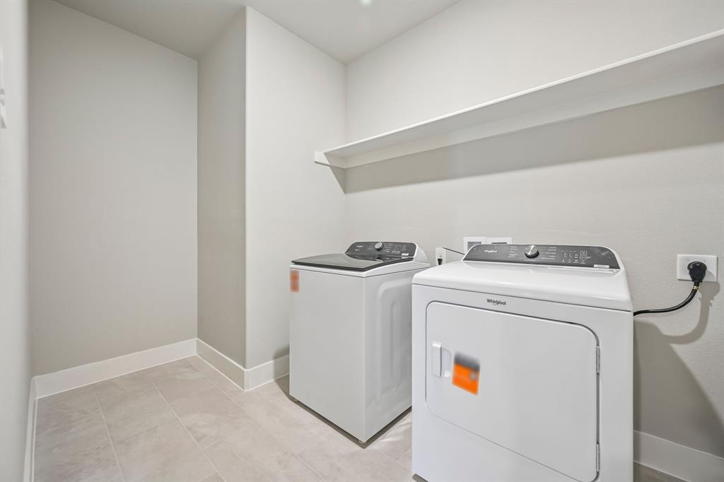 Photo is not of the actual home, but is an inspirational photo of builder’s model home and may depict options, furnishings, and/or decorator features that are not included.