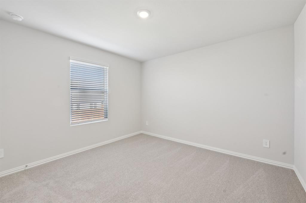 Photo is not of the actual home, but is an inspirational photo of builder’s model home and may depict options, furnishings, and/or decorator features that are not included.