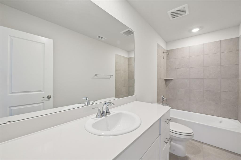Photo is not of the actual home, but is an inspirational photo of builder’s model home and may depict options, furnishings, and/or decorator features that are not included.