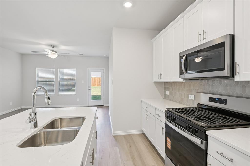 Photo is not of the actual home, but is an inspirational photo of builder’s model home and may depict options, furnishings, and/or decorator features that are not included.