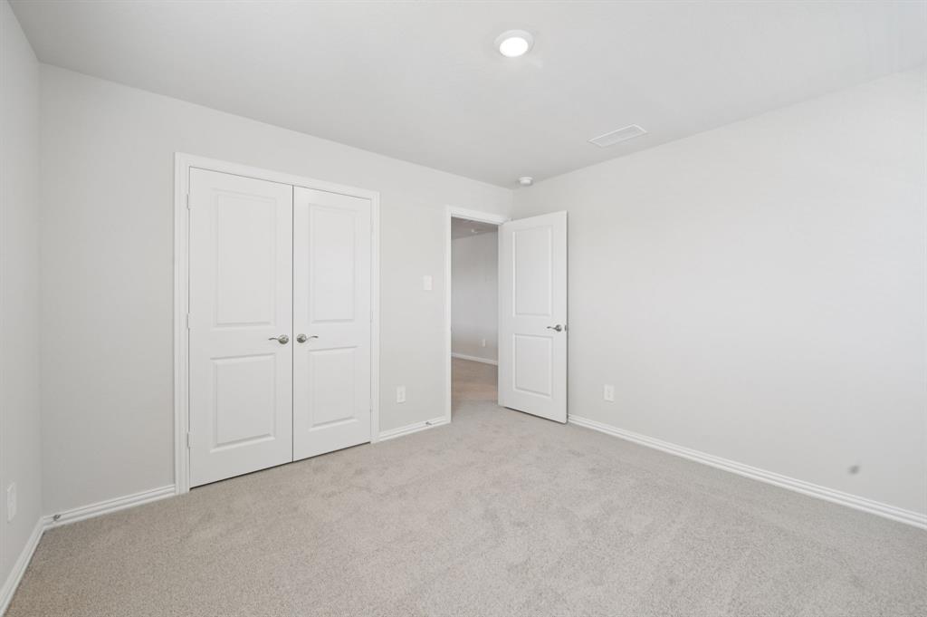 Photo is not of the actual home, but is an inspirational photo of builder’s model home and may depict options, furnishings, and/or decorator features that are not included.