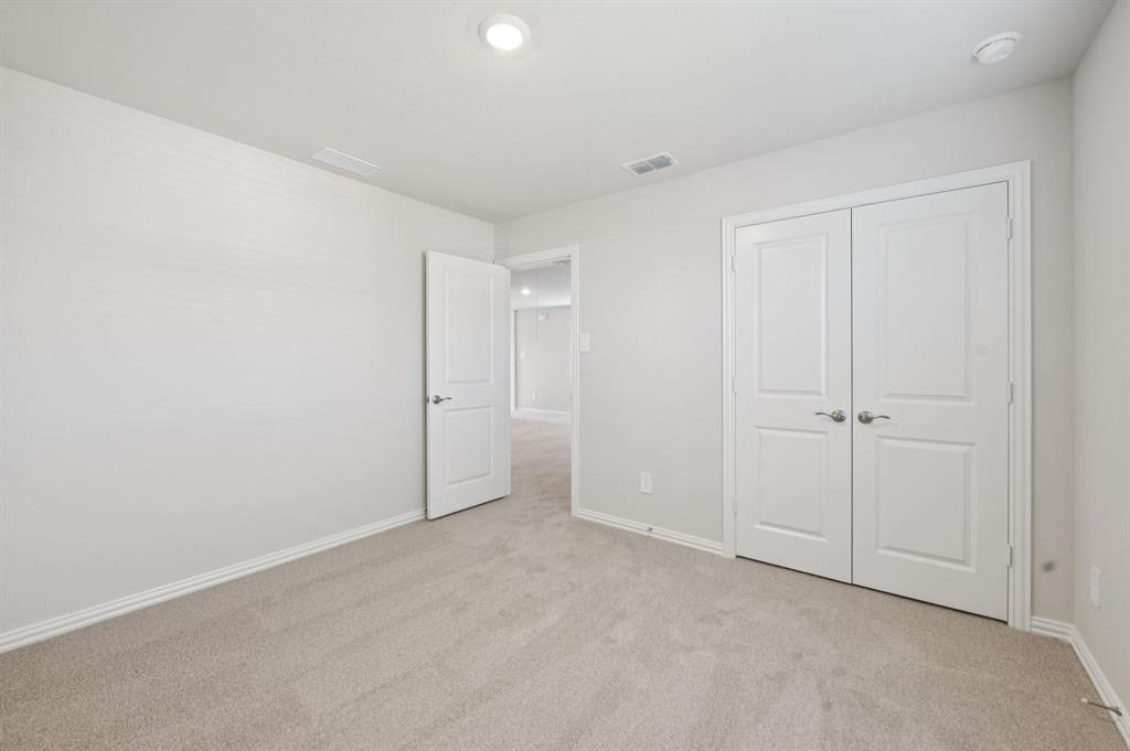 Photo is not of the actual home, but is an inspirational photo of builder’s model home and may depict options, furnishings, and/or decorator features that are not included.