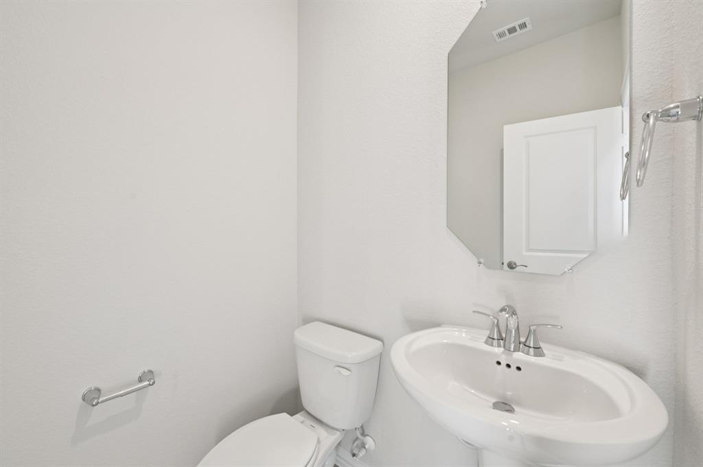 Photo is not of the actual home, but is an inspirational photo of builder’s model home and may depict options, furnishings, and/or decorator features that are not included.