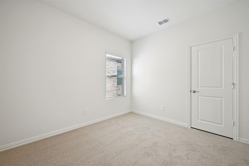 Photo is not of the actual home, but is an inspirational photo of builder’s model home and may depict options, furnishings, and/or decorator features that are not included.