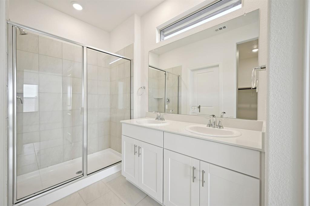 Photo is not of the actual home, but is an inspirational photo of builder’s model home and may depict options, furnishings, and/or decorator features that are not included.