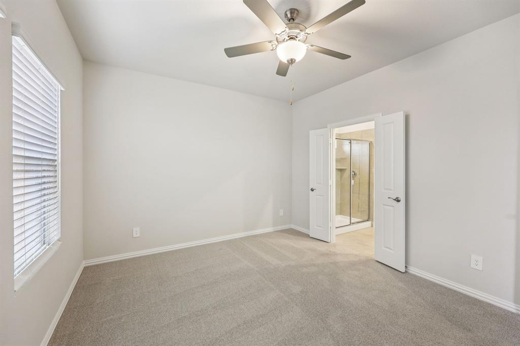 Photo is not of the actual home, but is an inspirational photo of builder’s model home and may depict options, furnishings, and/or decorator features that are not included.