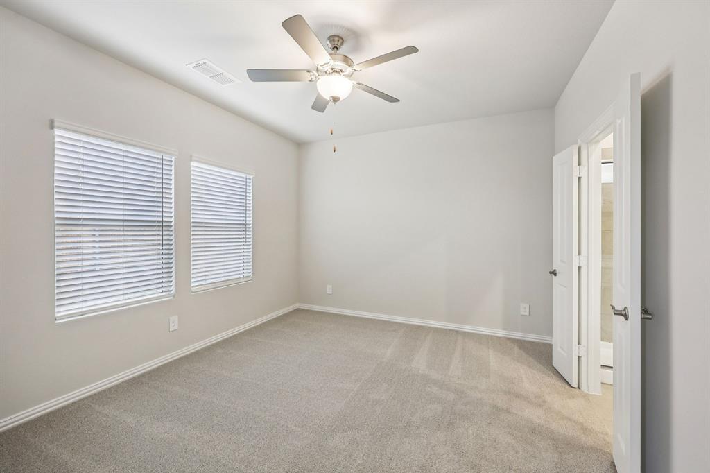 Photo is not of the actual home, but is an inspirational photo of builder’s model home and may depict options, furnishings, and/or decorator features that are not included.
