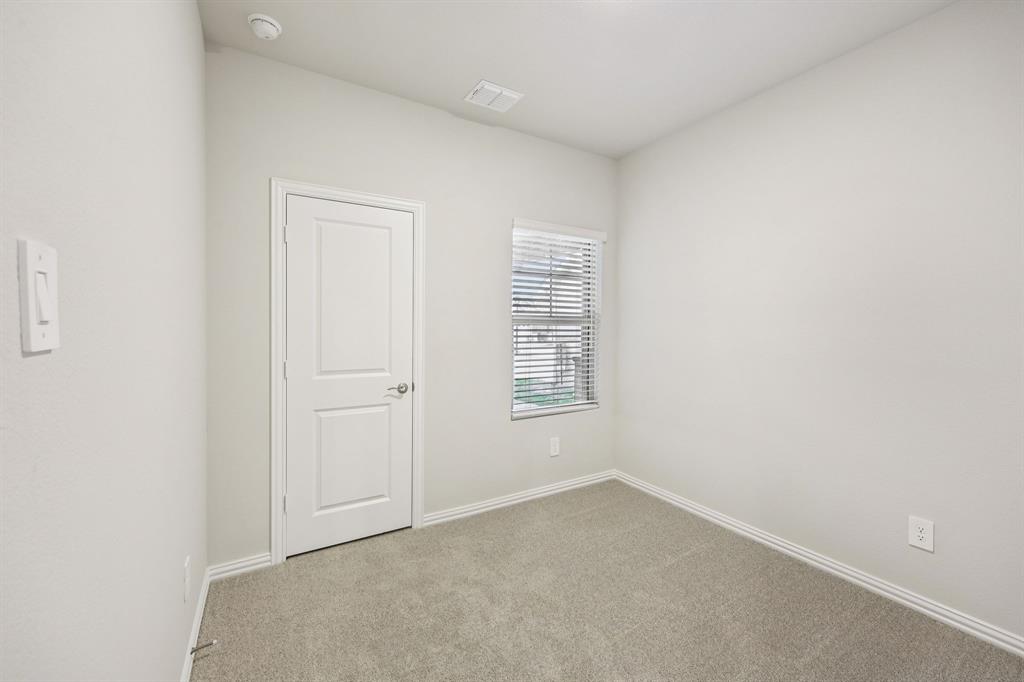 Photo is not of the actual home, but is an inspirational photo of builder’s model home and may depict options, furnishings, and/or decorator features that are not included.