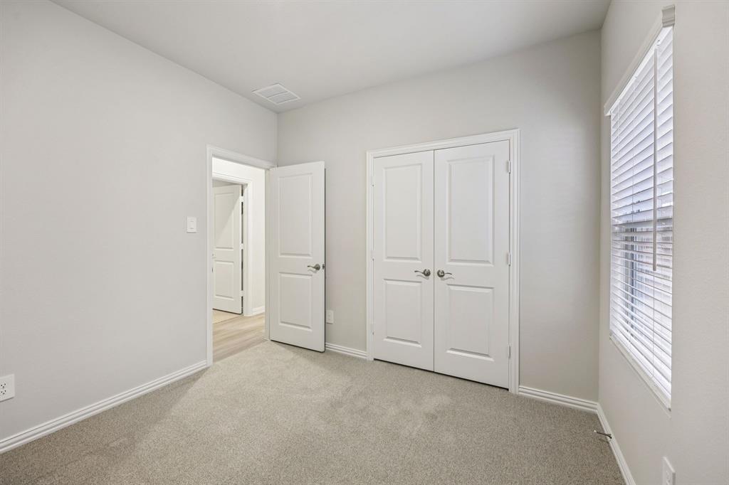 Photo is not of the actual home, but is an inspirational photo of builder’s model home and may depict options, furnishings, and/or decorator features that are not included.
