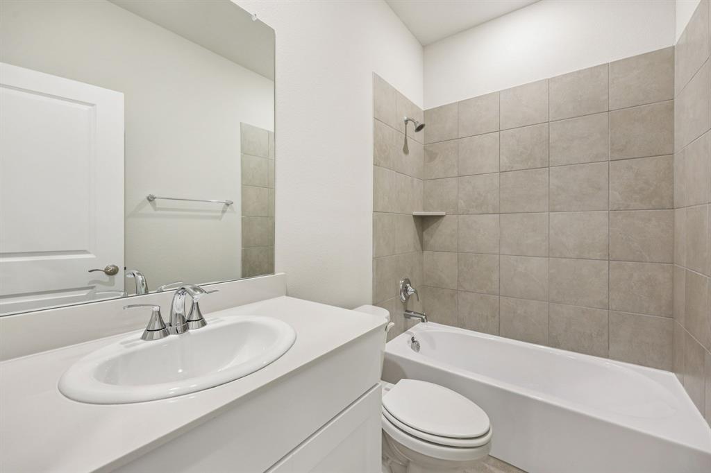 Photo is not of the actual home, but is an inspirational photo of builder’s model home and may depict options, furnishings, and/or decorator features that are not included.