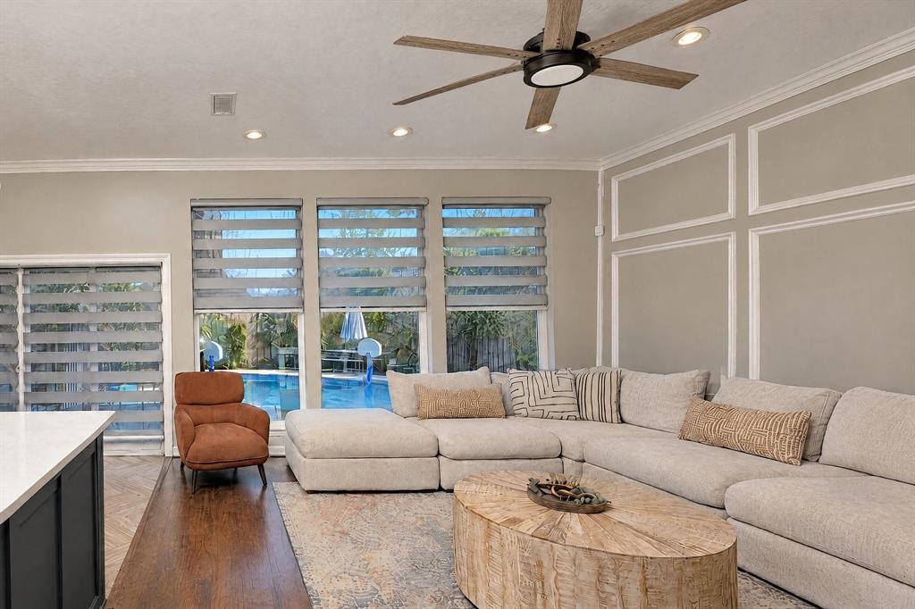 2910 Baron Drive, Garland, TX 75040 2910 Baron Drive, Garland, TX 75040