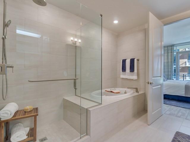 MODEL HOME! MODEL HOME!