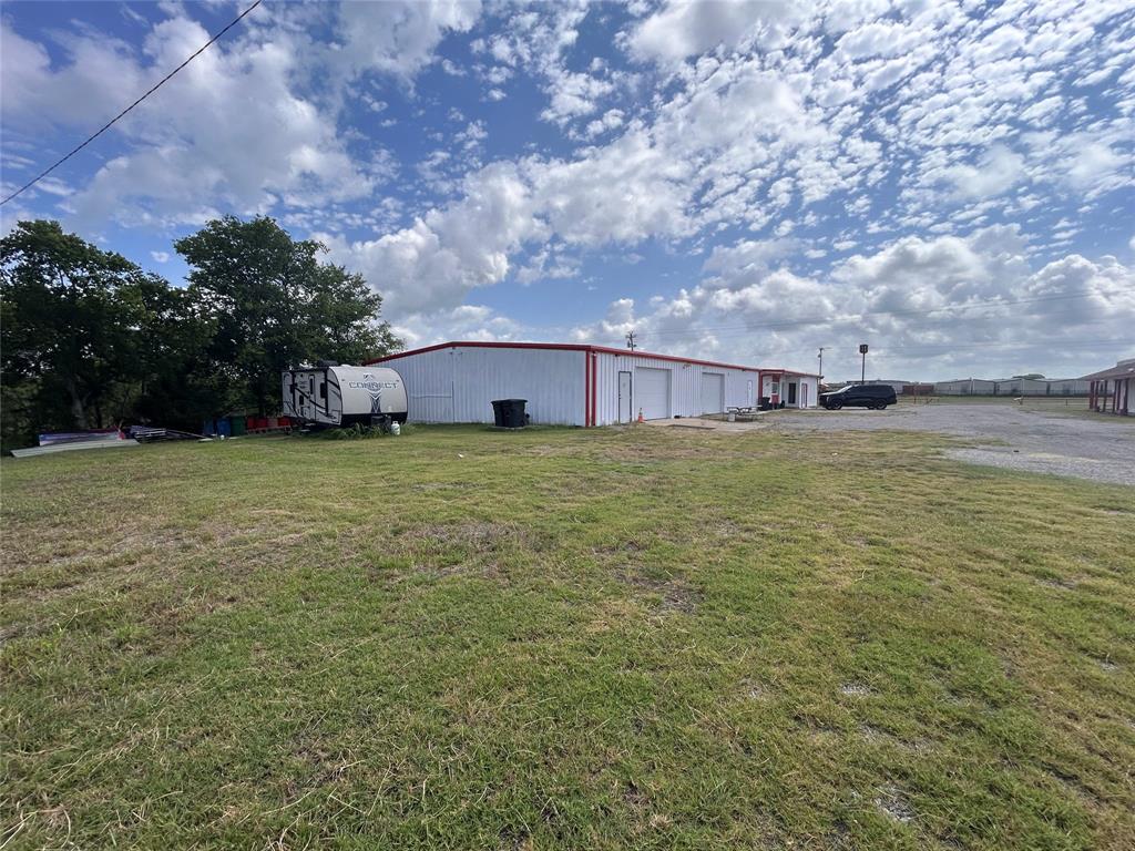 8440 E Highway 175 Highway, Kemp, TX 75143