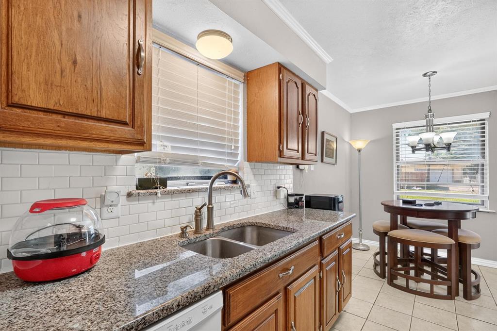 1907 Deep Valley Drive, Richardson, TX 75080