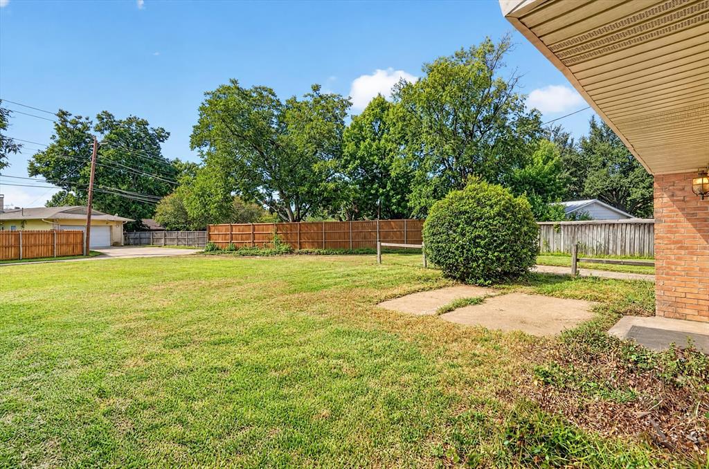 1907 Deep Valley Drive, Richardson, TX 75080
