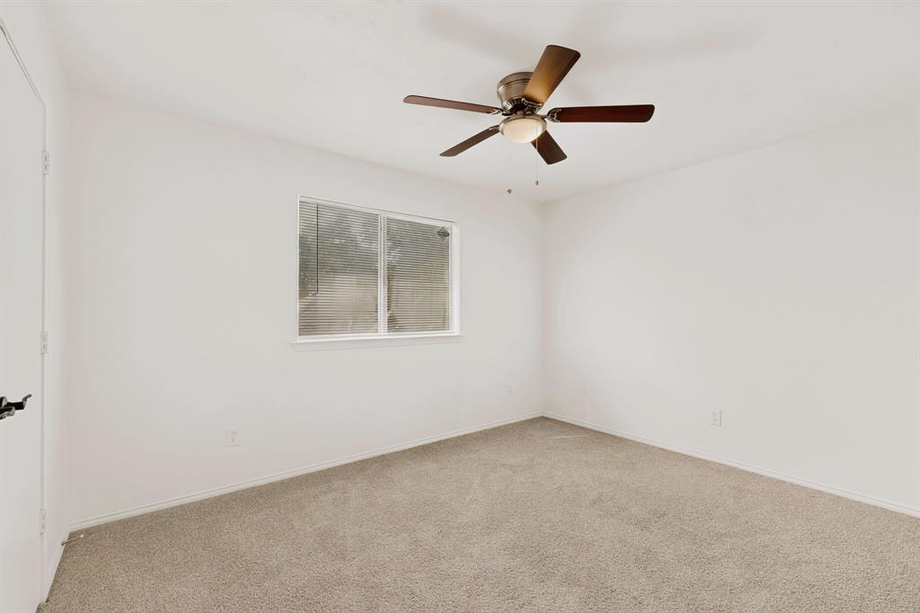 132 Graystone Place, Duncanville, TX 75137