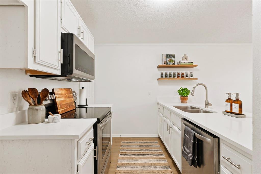 132 Graystone Place, Duncanville, TX 75137