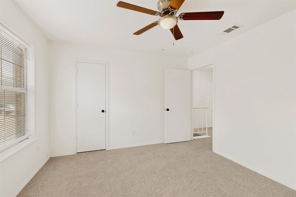 132 Graystone Place, Duncanville, TX 75137