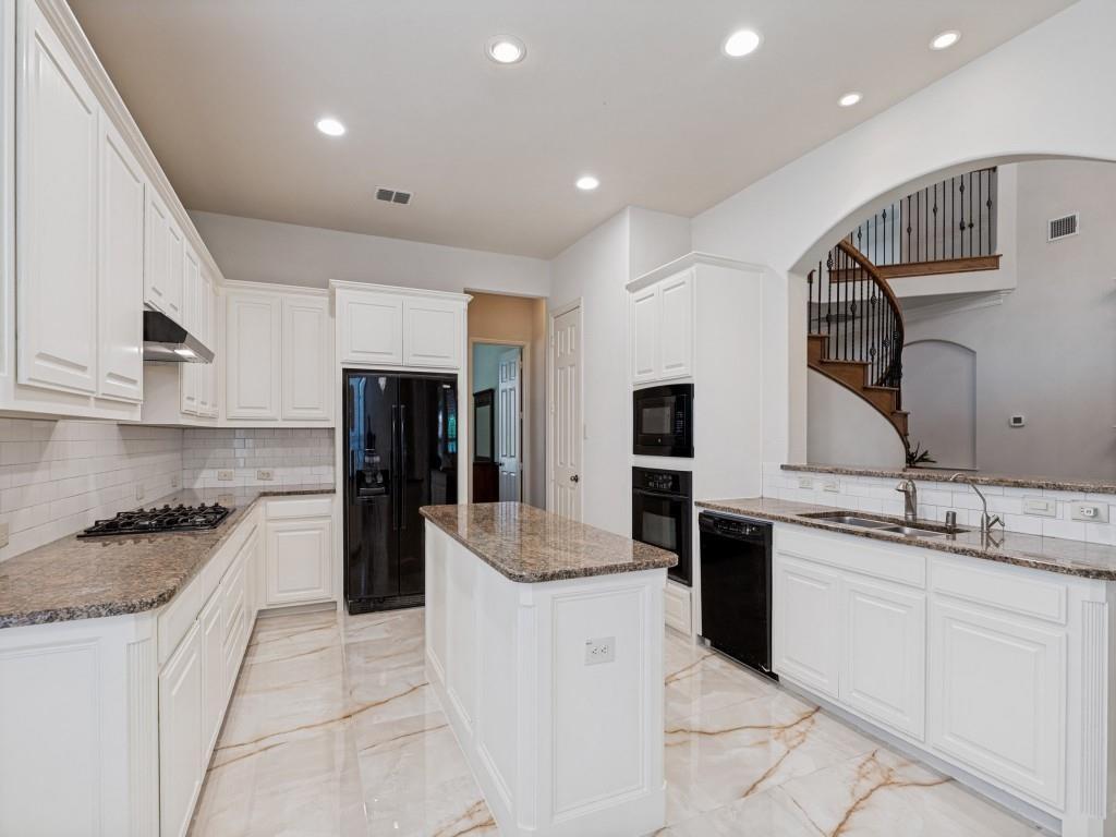 8723 Sherwood Drive, Frisco, TX 75035
