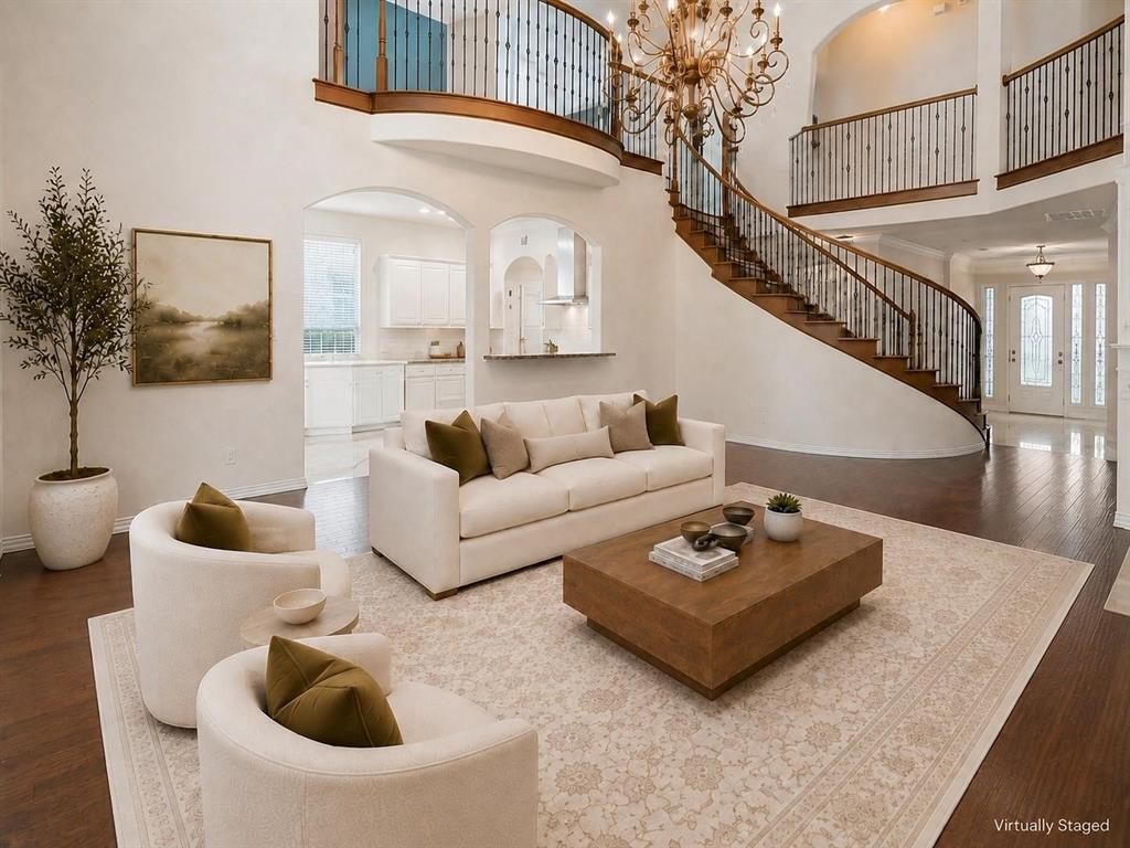 8723 Sherwood Drive, Frisco, TX 75035 8723 Sherwood Drive, Frisco, TX 75035