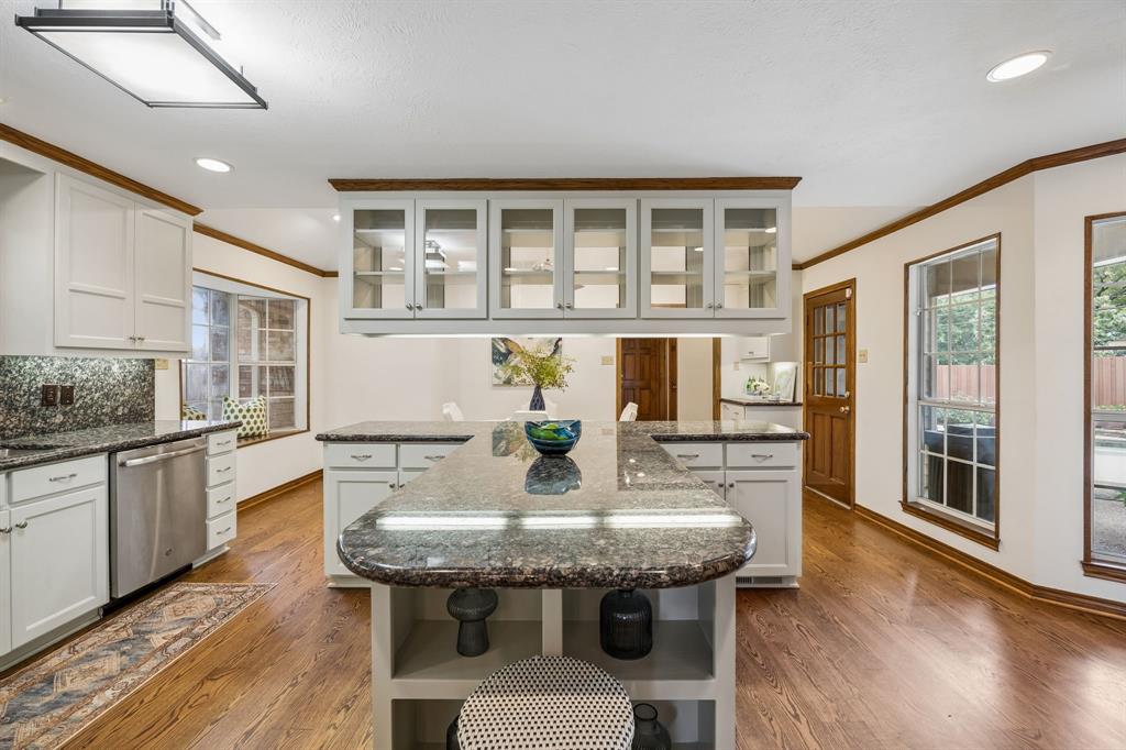 9624 Greensprint Drive, Dallas, TX 75238