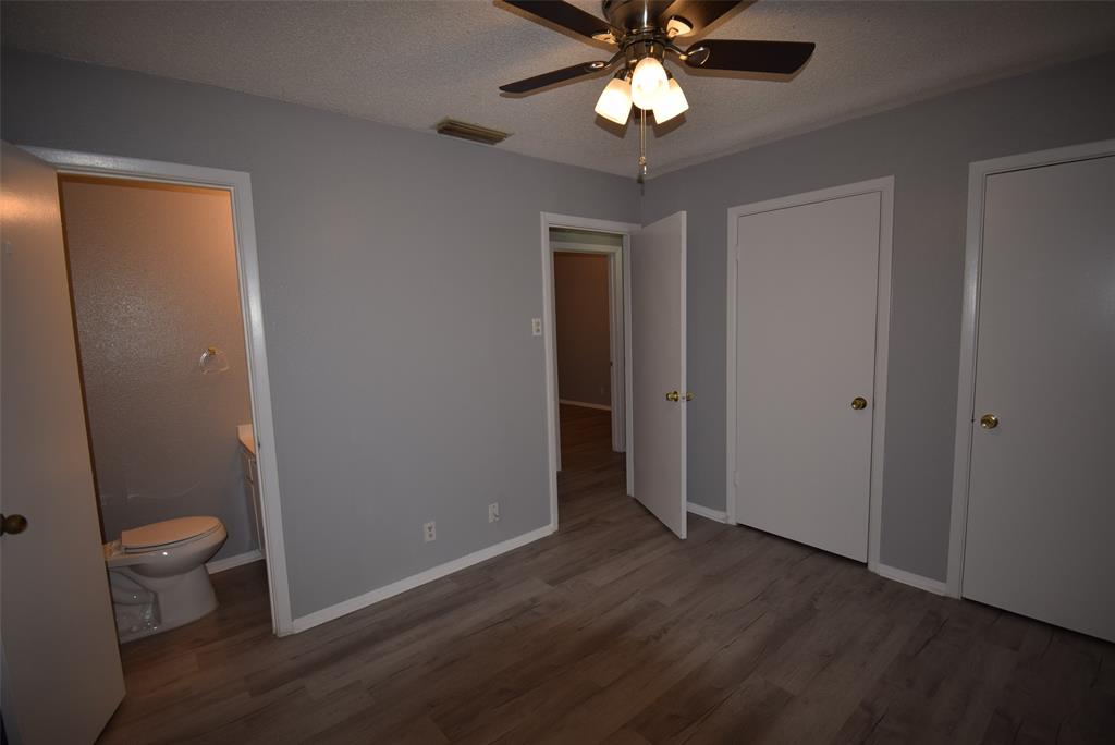 305 E Chestnut Street, Kaufman, TX 75142