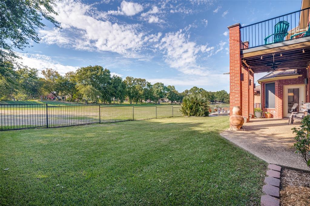 909 Palm Desert Drive, Garland, TX 75044