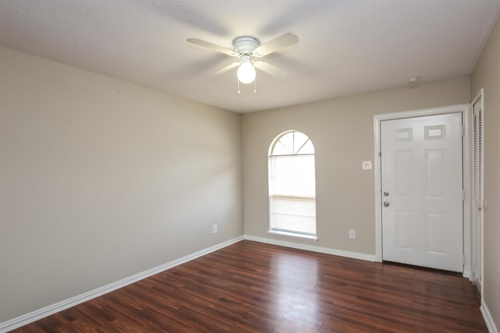 4013 Commonwealth Drive, Garland, TX 75043