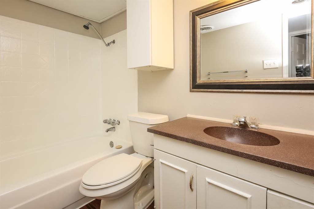 4013 Commonwealth Drive, Garland, TX 75043