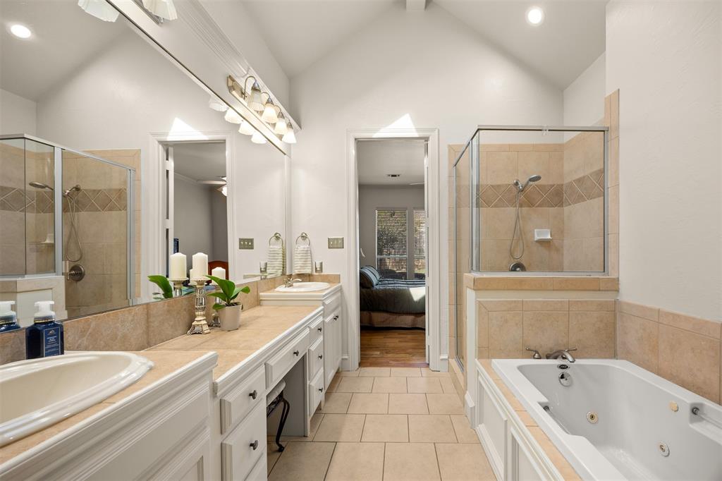 Spa-like Primary bath. Spa-like Primary bath.