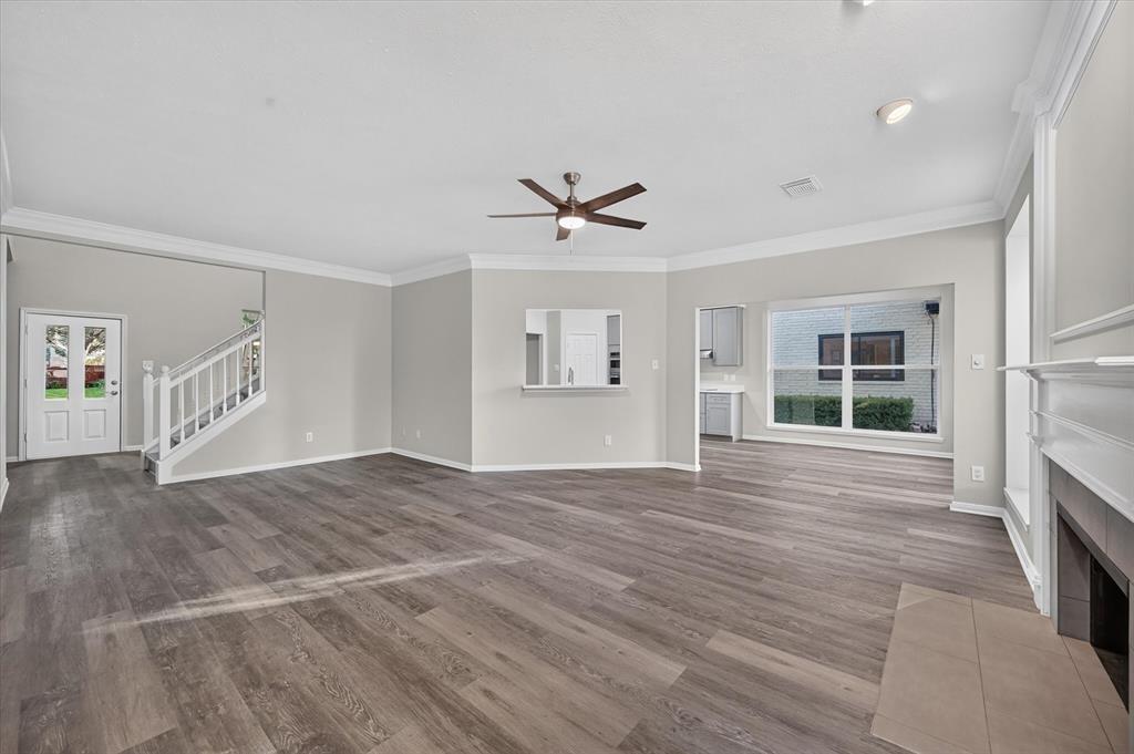 2312 Honeylocust Drive, Irving, TX 75063