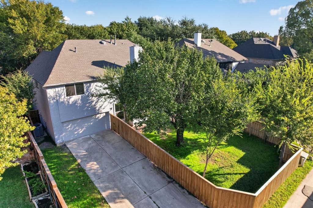 2312 Honeylocust Drive, Irving, TX 75063
