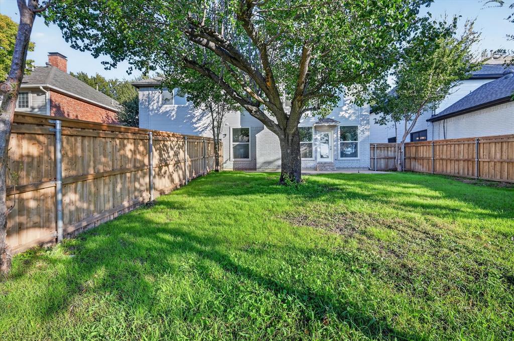2312 Honeylocust Drive, Irving, TX 75063