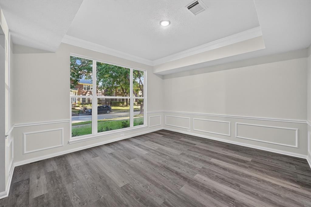 2312 Honeylocust Drive, Irving, TX 75063
