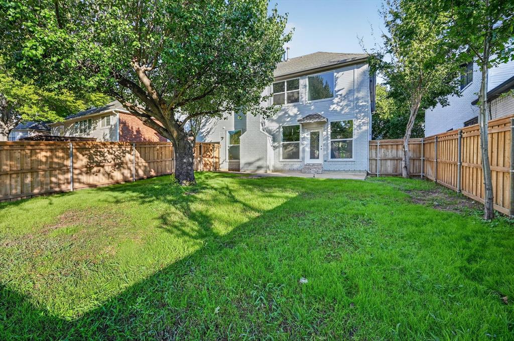 2312 Honeylocust Drive, Irving, TX 75063