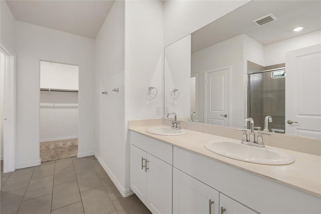 1323 Black Canyon Avenue, Royse City, TX 75189